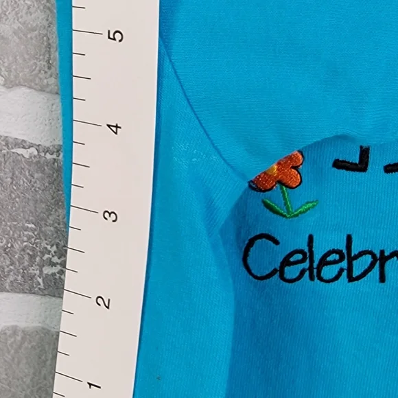 Celebrate the Joy of Reading Vintage Embroidered Children T-Shirt Youth Size M - Picture 11 of 12